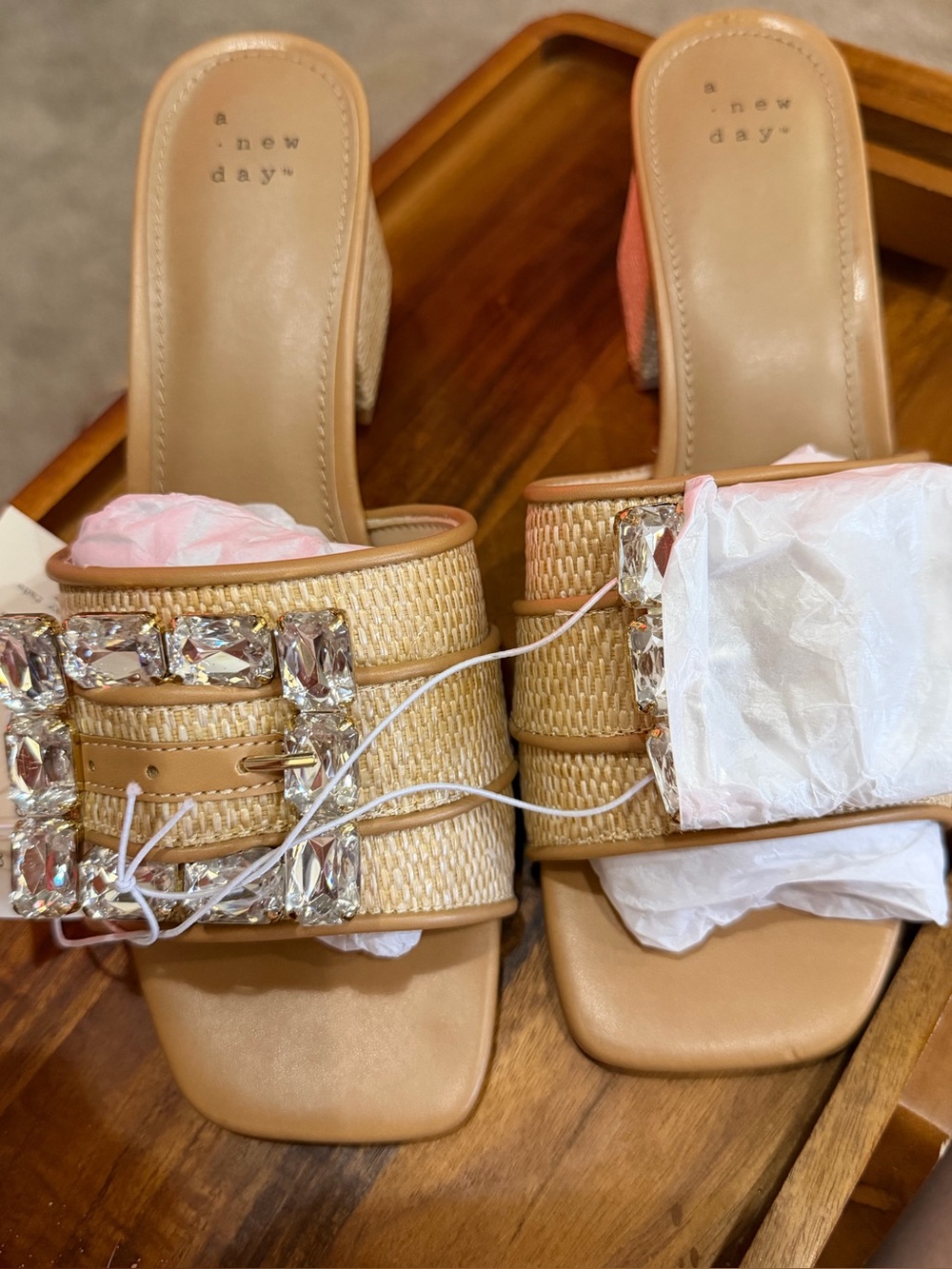 Neutral Tan Woven Block-Heel M